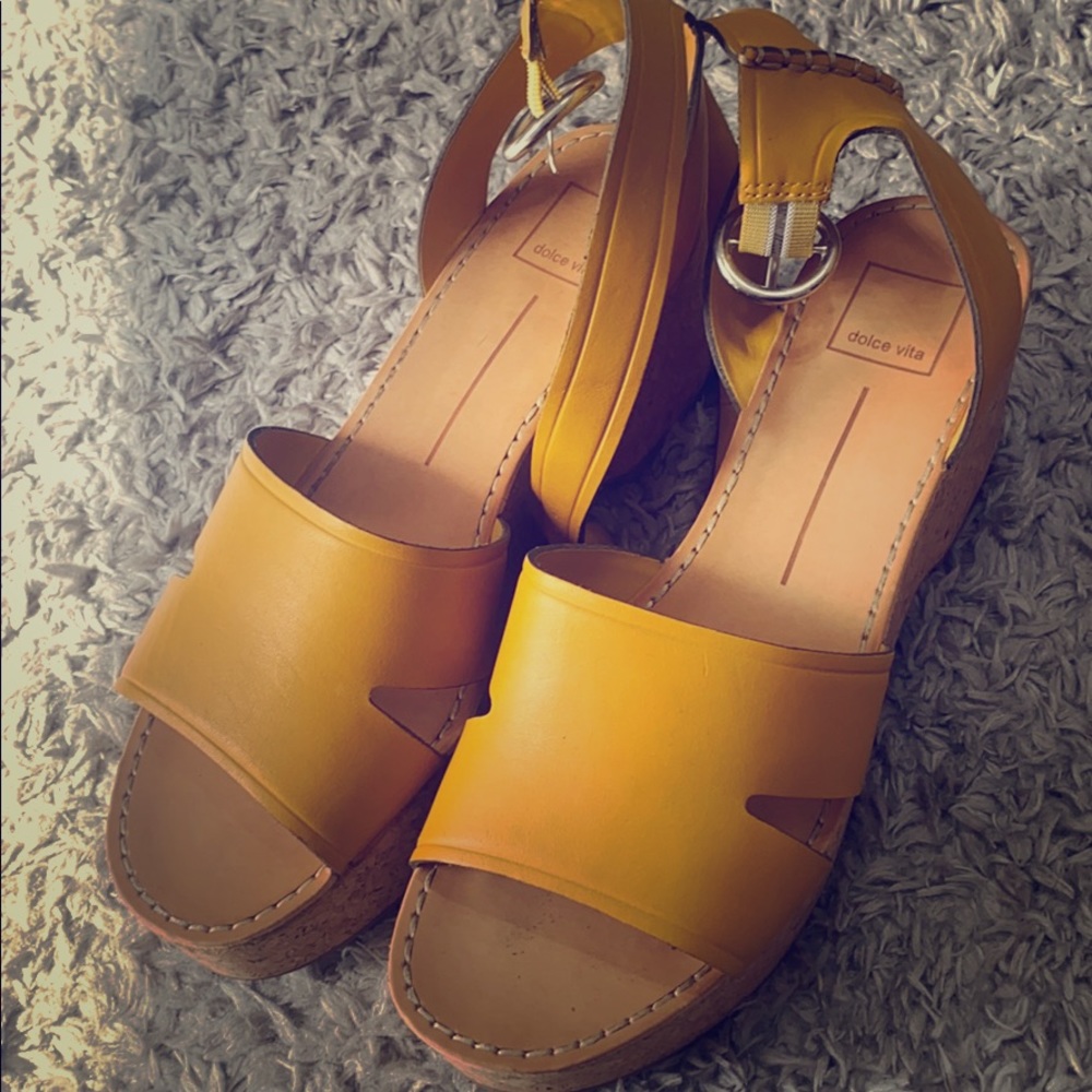 Dolce Vita shoes